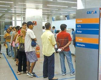 Abono salarial do PIS/PASEP começa a ser pago nesta quarta-feira (22); veja como sacar