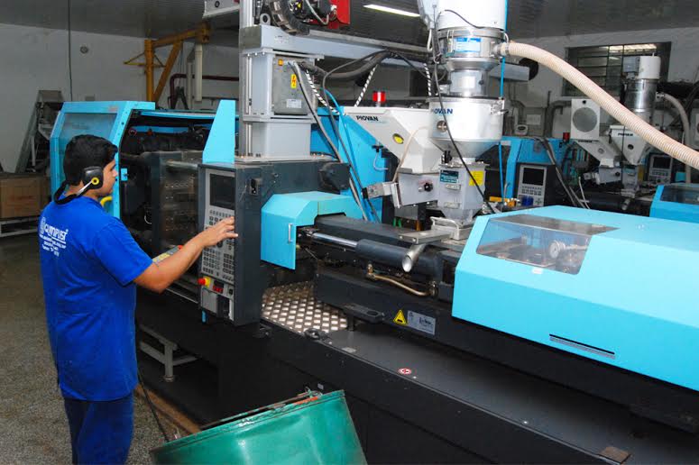 Indústria já abriu 2,2 mil novos postos de trabalho em três meses no Estado