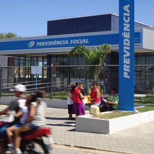 Motorista embriagado e agressor de mulher pagarão prejuízo ao INSS
